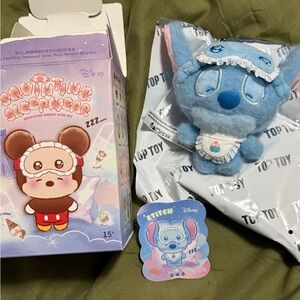 Disney Top Toy Squinting Sleepwear Plush Keychain Blind Box - STITCH